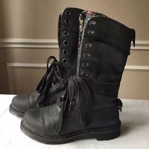 Dr. Martens 1914 Triumph Boot